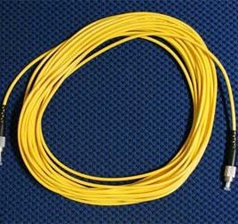 day-nhay-quang-singlemode-simplex-fcupc-fcupc-3-0-mm-dai-10-m.jpeg