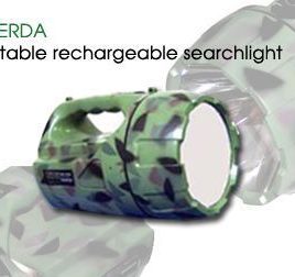 den-pha-sac-di-dong-td25-1500a.jpeg